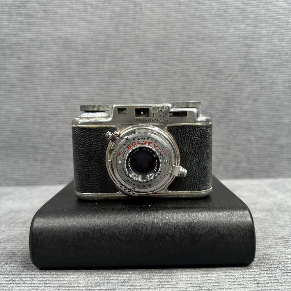 Vintage Bolsey B22 Set-O-Matic 35mm Camera with Leather Case Wollensak 44mm Lens